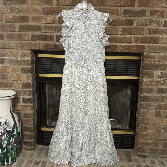 Outerknown Canyon Cotton Floral Maxi Size M Blue White Ditzy Tiered Dress Size M - Picture 2 of 13